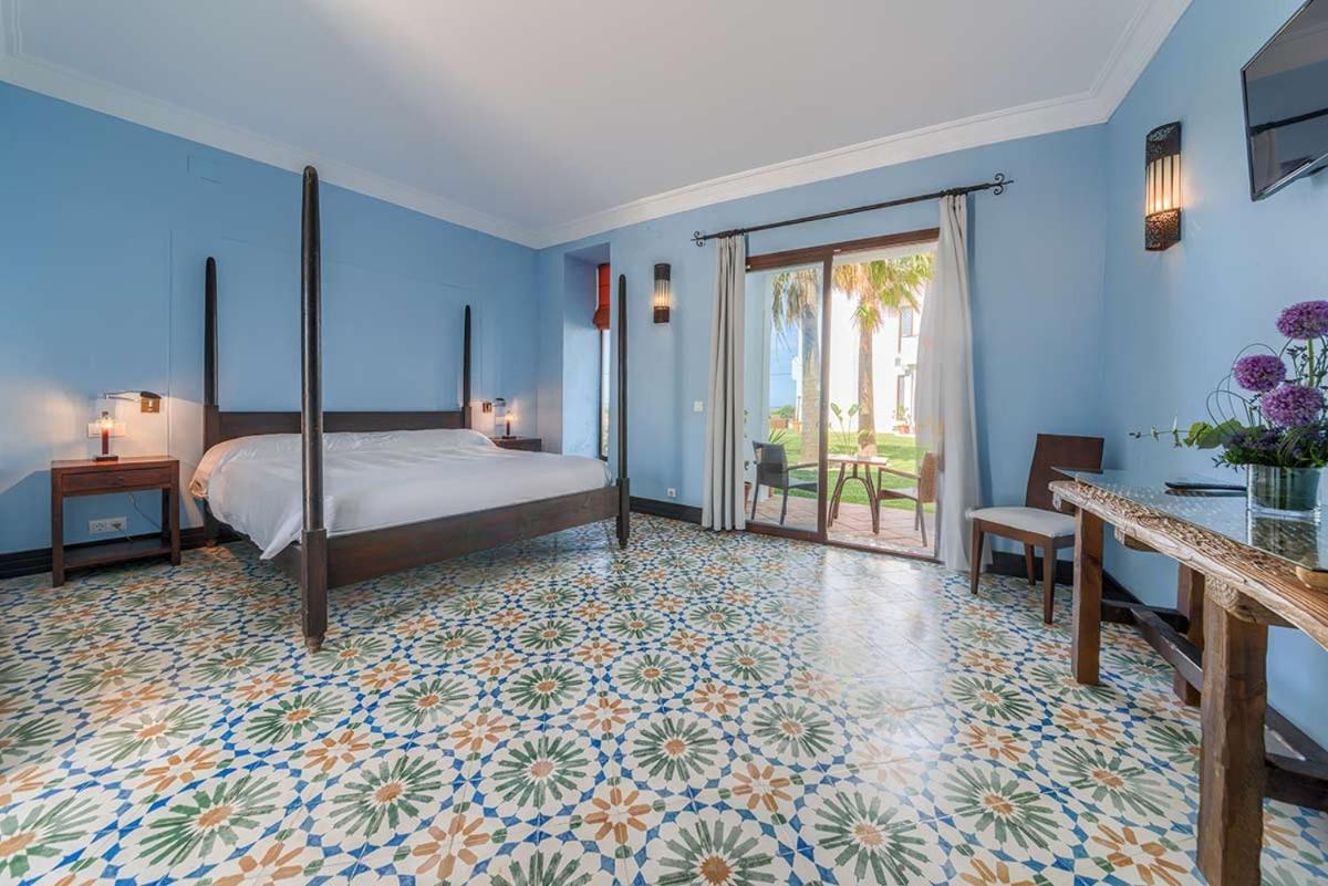 Apartamentos Turisticos Bahia De Trafalgar Zahora Esterno foto